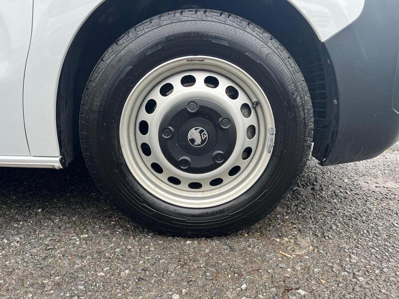 Vauxhall Vivaro Turbo D Prime - U15045