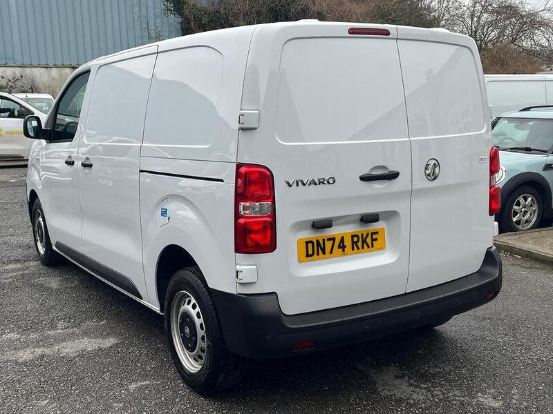 Vauxhall Vivaro Turbo D Prime - U15045