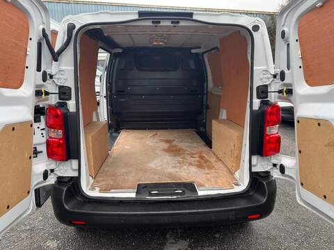 Vauxhall Vivaro Turbo D Prime - U15045