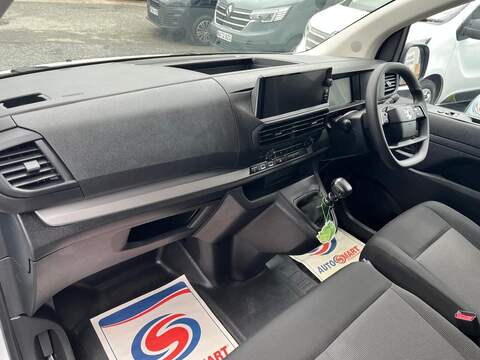 Vauxhall Vivaro Turbo D Prime - U15045