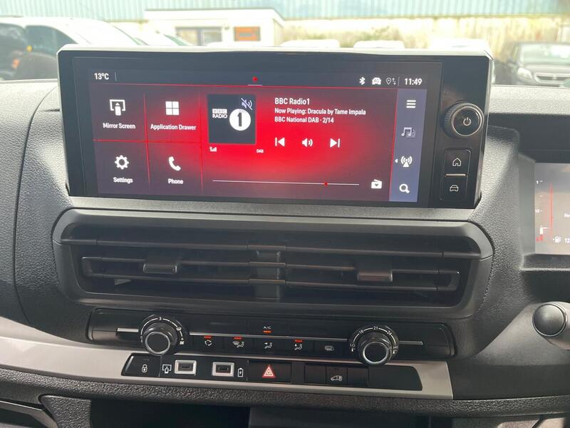Vauxhall Vivaro Turbo D Prime - U15045