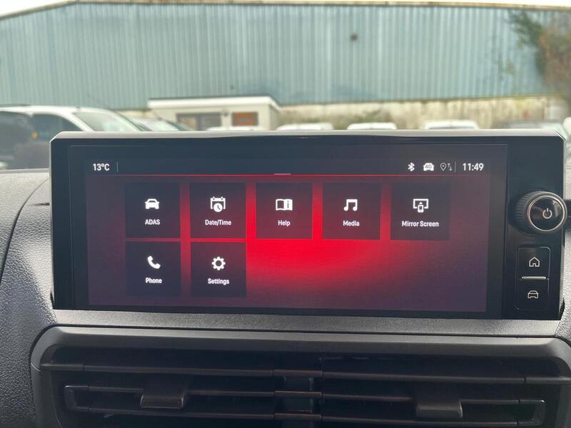 Vauxhall Vivaro Turbo D Prime - U15045