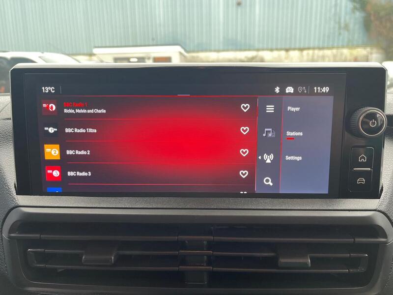 Vauxhall Vivaro Turbo D Prime - U15045