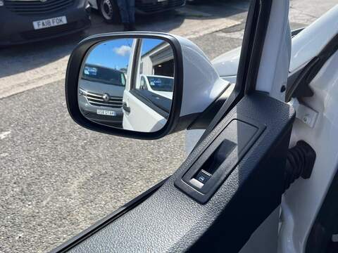 Volkswagen Transporter TDI T32 BlueMotion Tech Startline - U15076