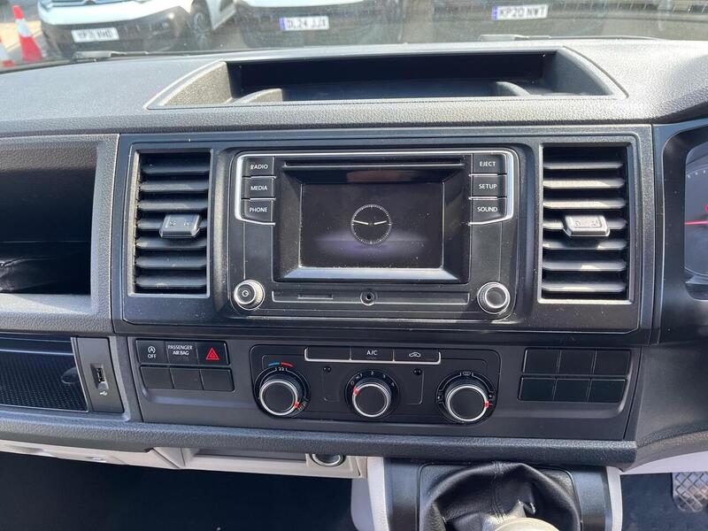 Volkswagen Transporter TDI T32 BlueMotion Tech Startline - U15076