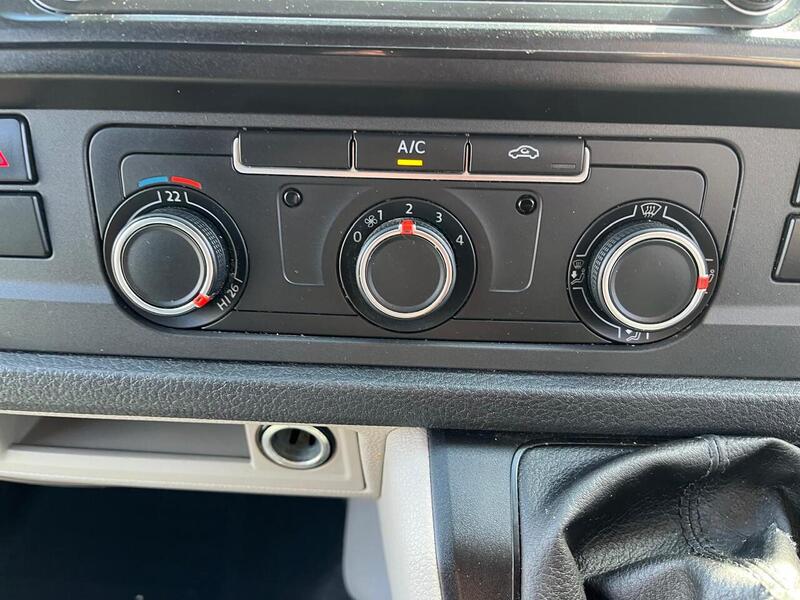 Volkswagen Transporter TDI T32 BlueMotion Tech Startline - U15076