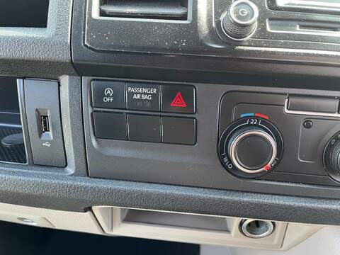 Volkswagen Transporter TDI T32 BlueMotion Tech Startline - U15076