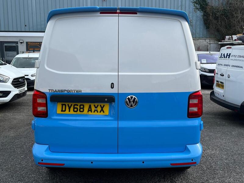 Volkswagen Transporter TDI T32 BlueMotion Tech Startline - U15077