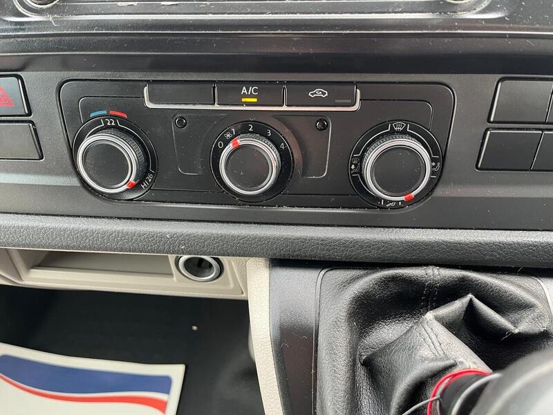 Volkswagen Transporter TDI T32 BlueMotion Tech Startline - U15077