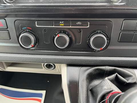 Volkswagen Transporter TDI T32 BlueMotion Tech Startline - U15077