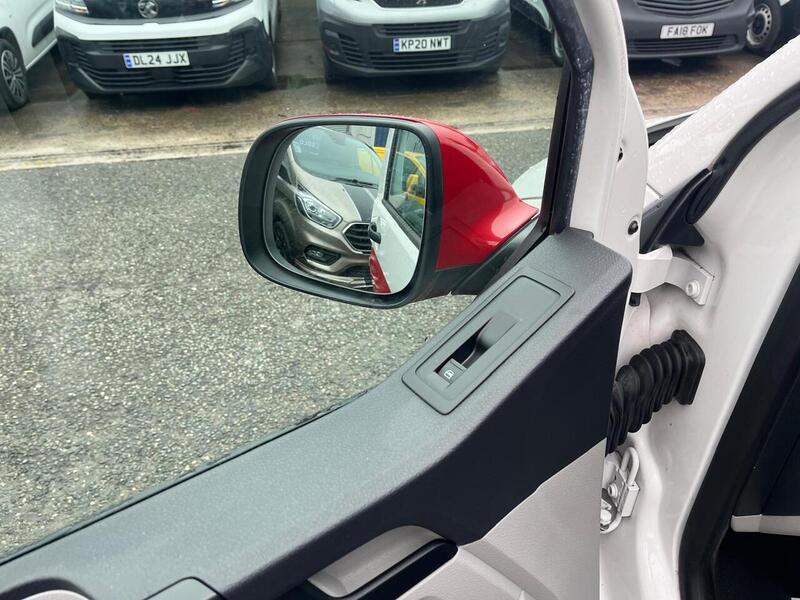 Volkswagen Transporter TDI T32 BlueMotion Tech Startline - U15078