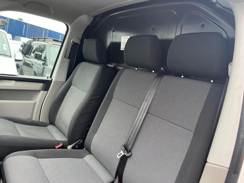 Volkswagen Transporter TDI T32 BlueMotion Tech Startline - U15078