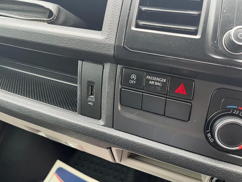 Volkswagen Transporter TDI T32 BlueMotion Tech Startline - U15078