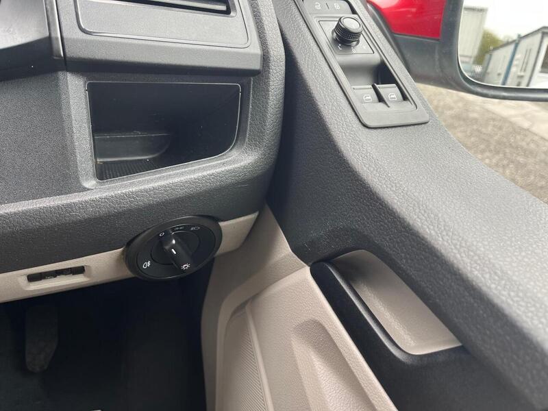 Volkswagen Transporter TDI T32 BlueMotion Tech Startline - U15078