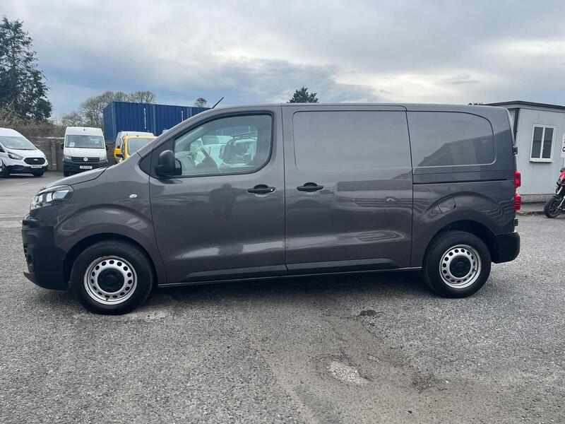Vauxhall Vivaro Turbo D 2900 Dynamic - U15080