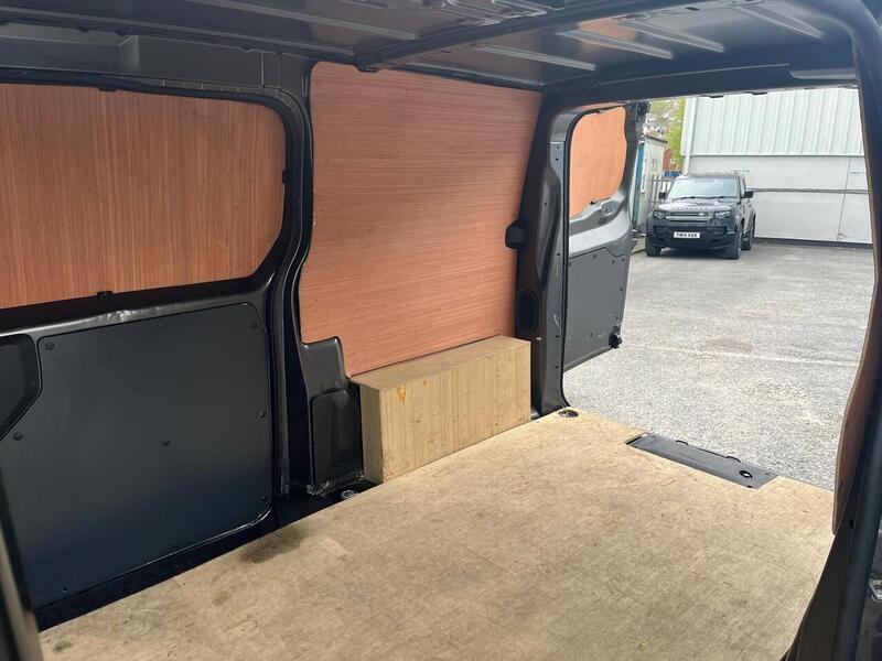 Vauxhall Vivaro Turbo D 2900 Dynamic - U15080