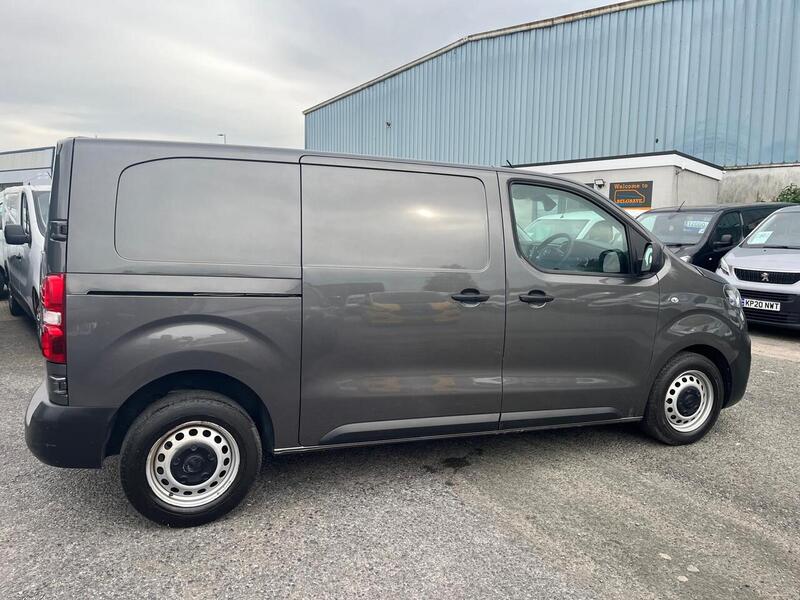 Vauxhall Vivaro Turbo D 2900 Dynamic - U15080