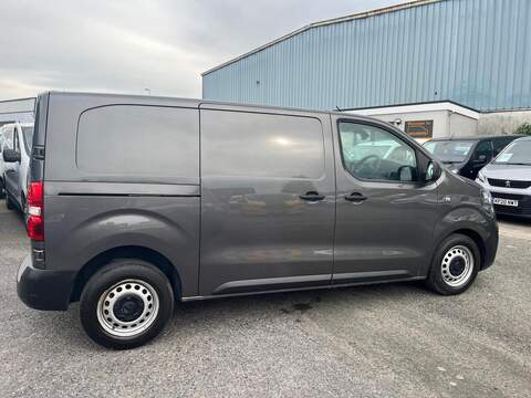Vauxhall Vivaro Turbo D 2900 Dynamic - U15080