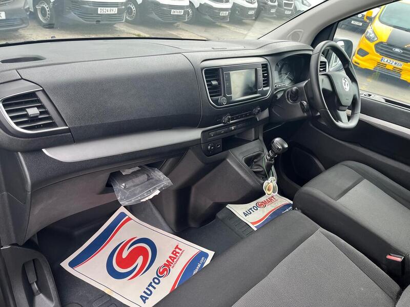 Vauxhall Vivaro Turbo D 2900 Dynamic - U15080