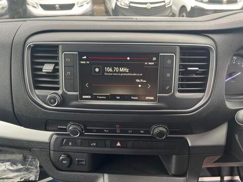 Vauxhall Vivaro Turbo D 2900 Dynamic - U15080