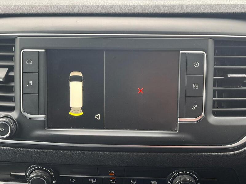 Vauxhall Vivaro Turbo D 2900 Dynamic - U15080