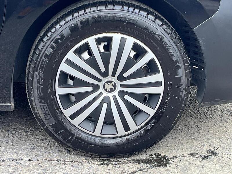 Peugeot Expert BlueHDi 1200 Professional - U15082
