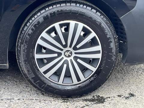 Peugeot Expert BlueHDi 1200 Professional - U15082