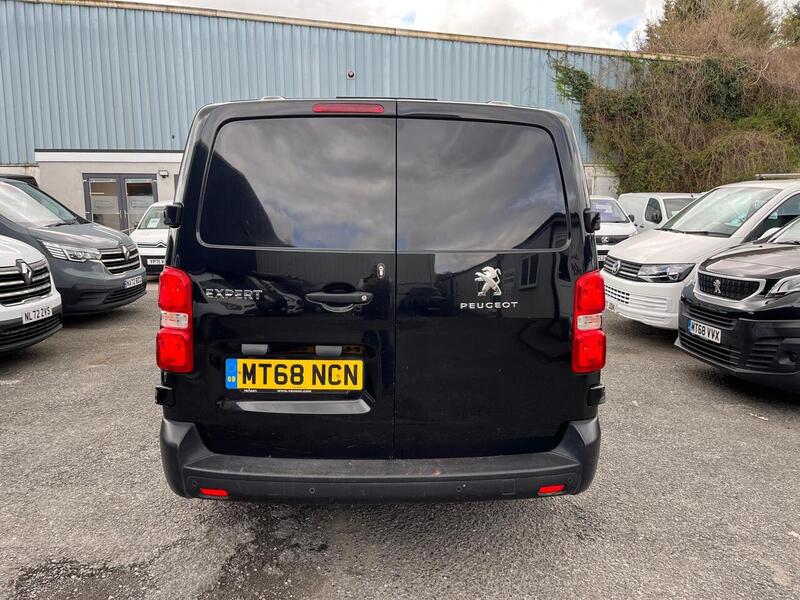 Peugeot Expert BlueHDi 1200 Professional - U15082