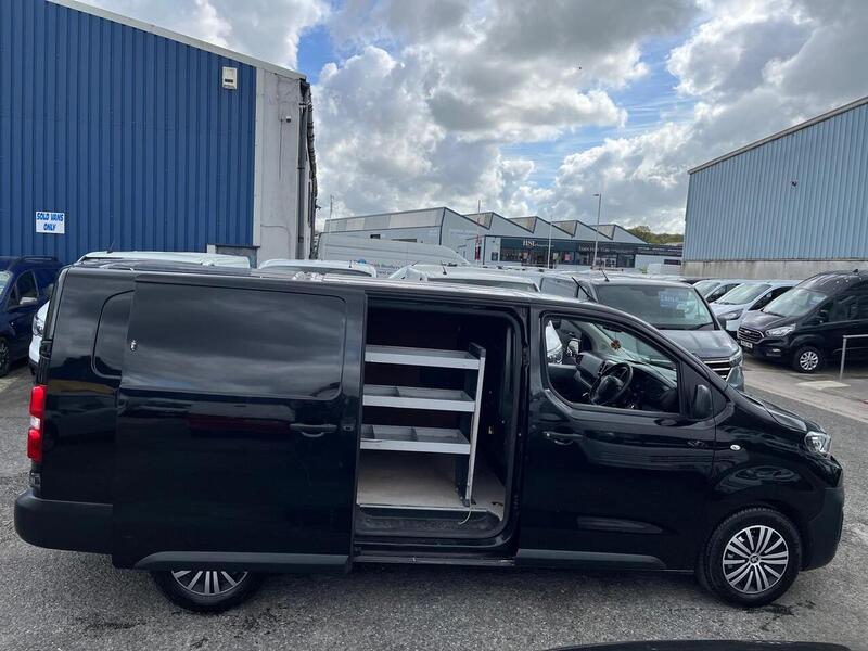 Peugeot Expert BlueHDi 1200 Professional - U15082