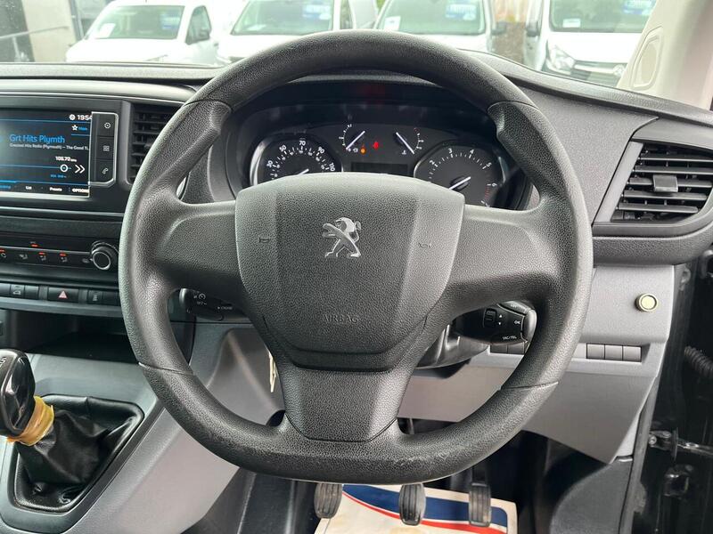 Peugeot Expert BlueHDi 1200 Professional - U15082