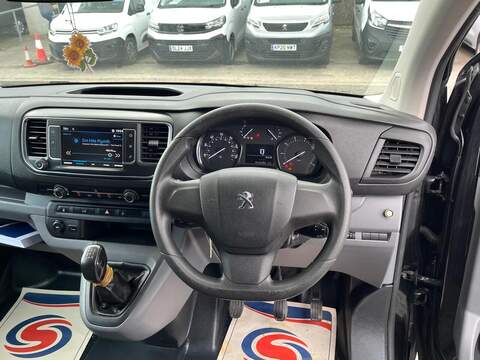 Peugeot Expert BlueHDi 1200 Professional - U15082