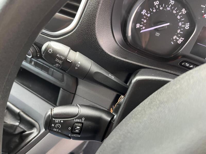 Peugeot Expert BlueHDi 1200 Professional - U15082