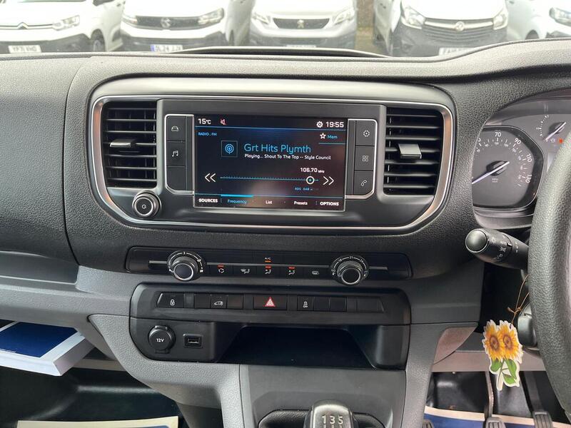 Peugeot Expert BlueHDi 1200 Professional - U15082