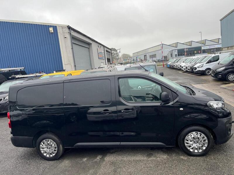 Peugeot Expert BlueHDi 1200 Professional - U15083