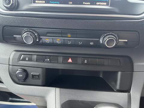 Peugeot Expert BlueHDi 1200 Professional - U15083