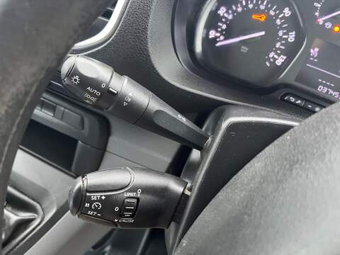Peugeot Expert BlueHDi 1200 Professional - U15083