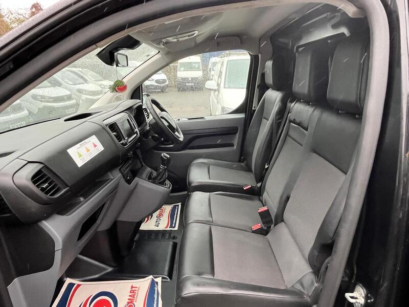 Peugeot Expert BlueHDi 1200 Professional - U15083
