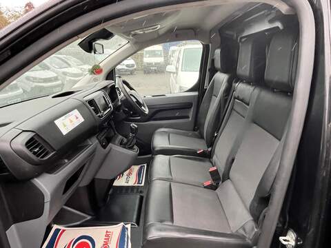 Peugeot Expert BlueHDi 1200 Professional - U15083