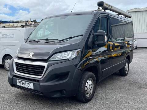 Peugeot Boxer 2.0 BlueHDi 335 Professional Panel Van 5dr Diesel Manual L2 H2 Euro 6 (130 ps)