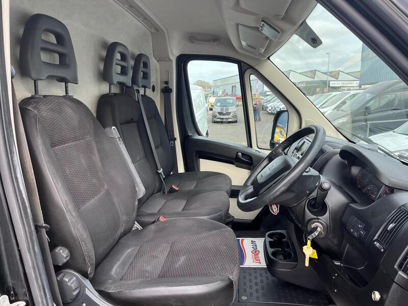 Peugeot Boxer BlueHDi 333 Professional - U15085