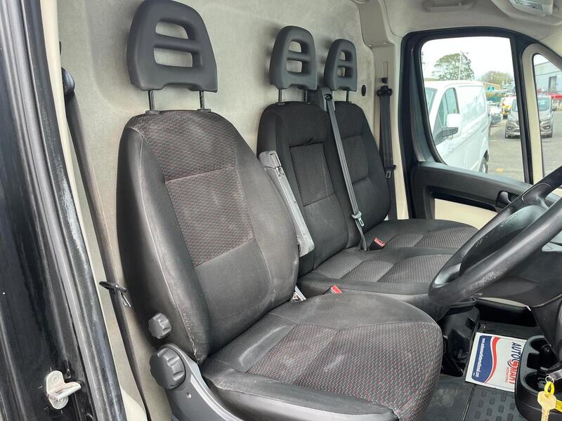 Peugeot Boxer BlueHDi 333 Professional - U15085
