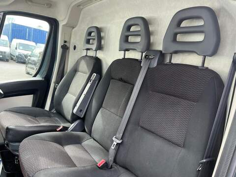 Peugeot Boxer BlueHDi 333 Professional - U15085