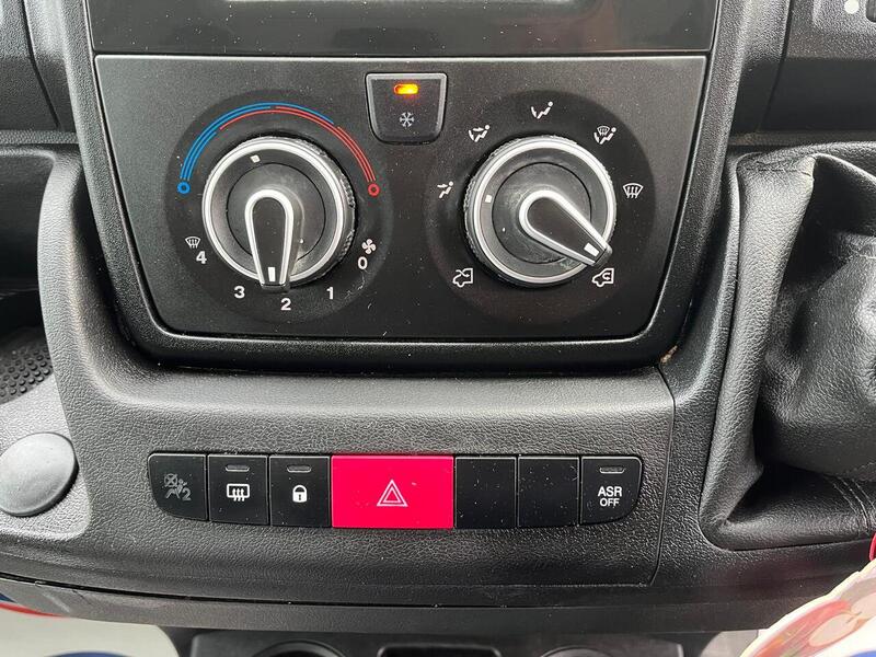 Peugeot Boxer BlueHDi 333 Professional - U15085