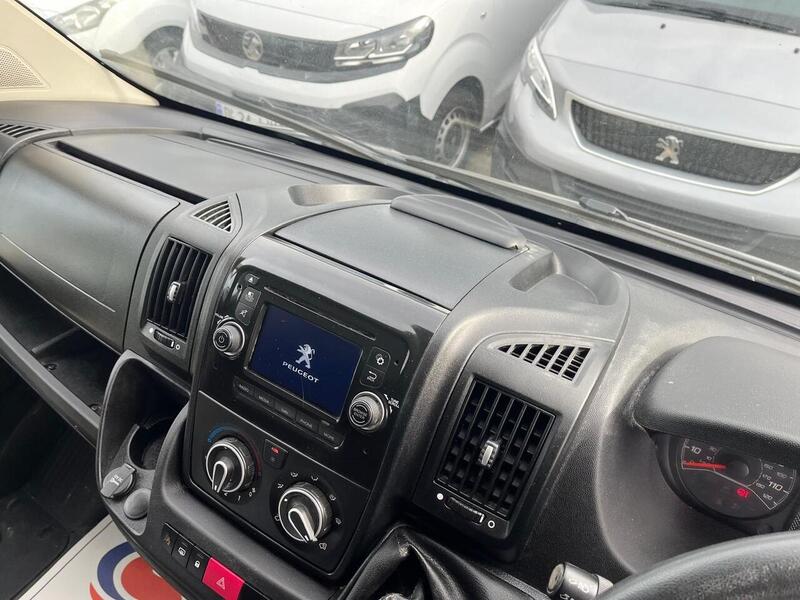 Peugeot Boxer BlueHDi 333 Professional - U15085
