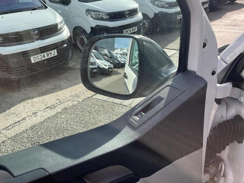 Volkswagen Transporter TDI T32 BlueMotion Tech Startline - U15086