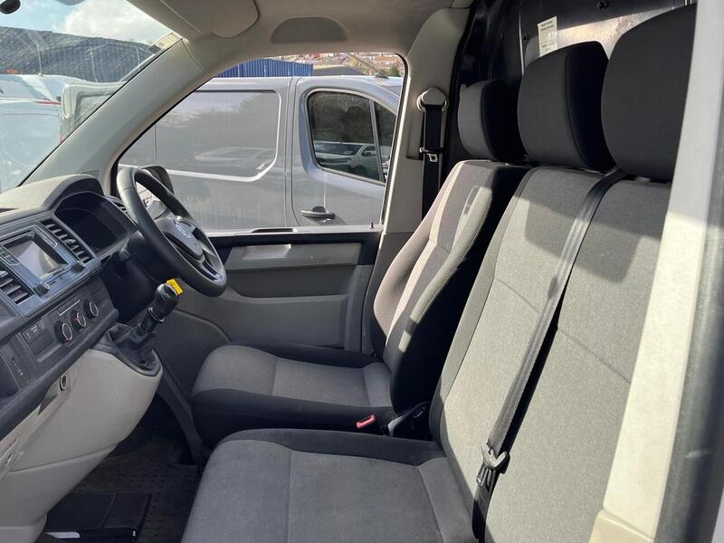 Volkswagen Transporter TDI T32 BlueMotion Tech Startline - U15086