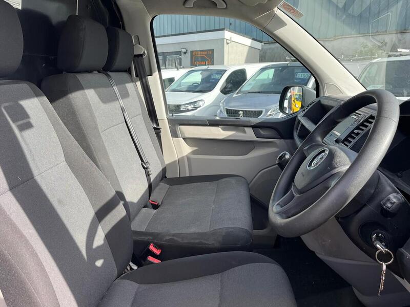 Volkswagen Transporter TDI T32 BlueMotion Tech Startline - U15086