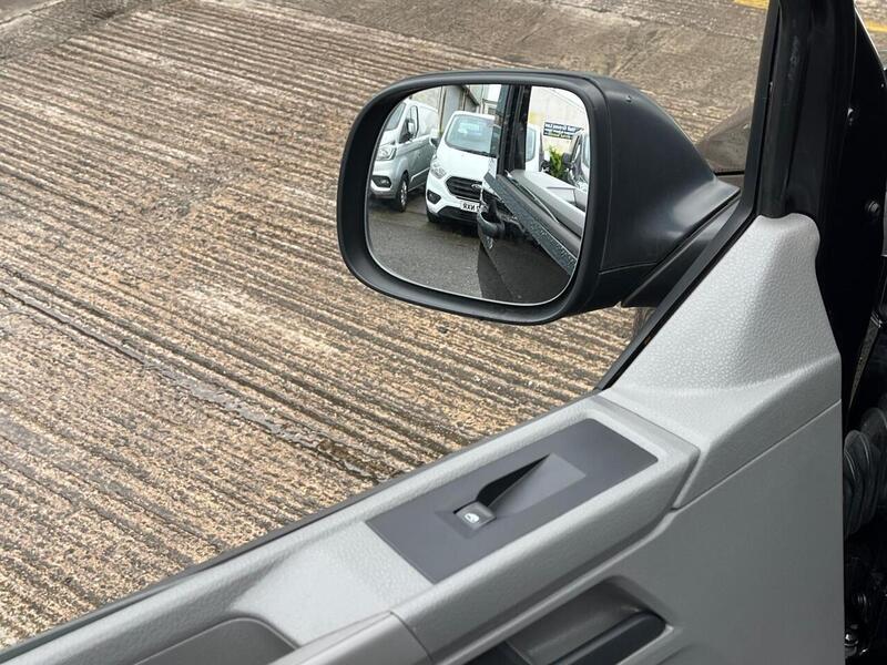 Volkswagen Transporter TDI T28 Startline - U15088