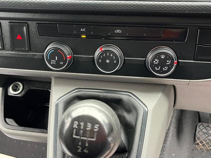 Volkswagen Transporter TDI T28 Startline - U15088