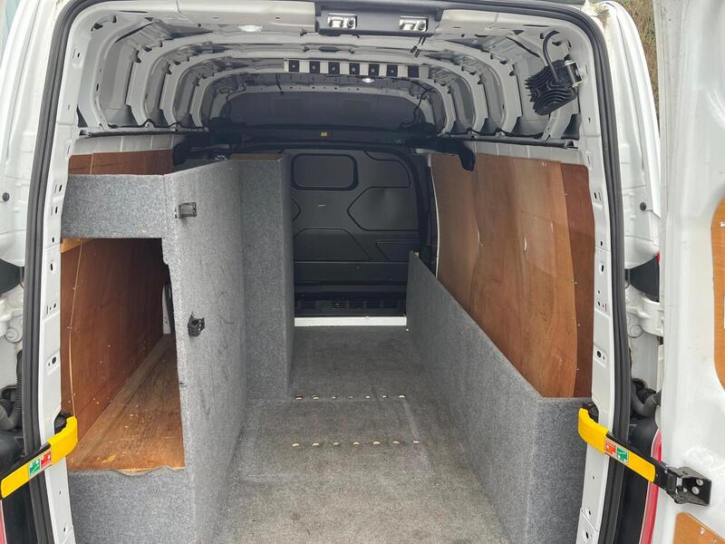 Ford Transit Custom 300 EcoBlue Leader - U15097